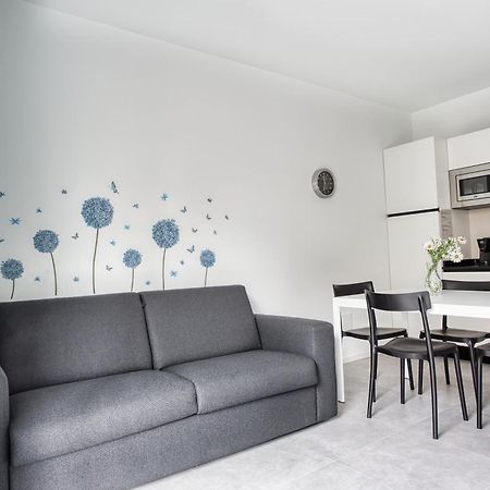 Sleek City Abode In Maciachini Milano Ngoại thất bức ảnh