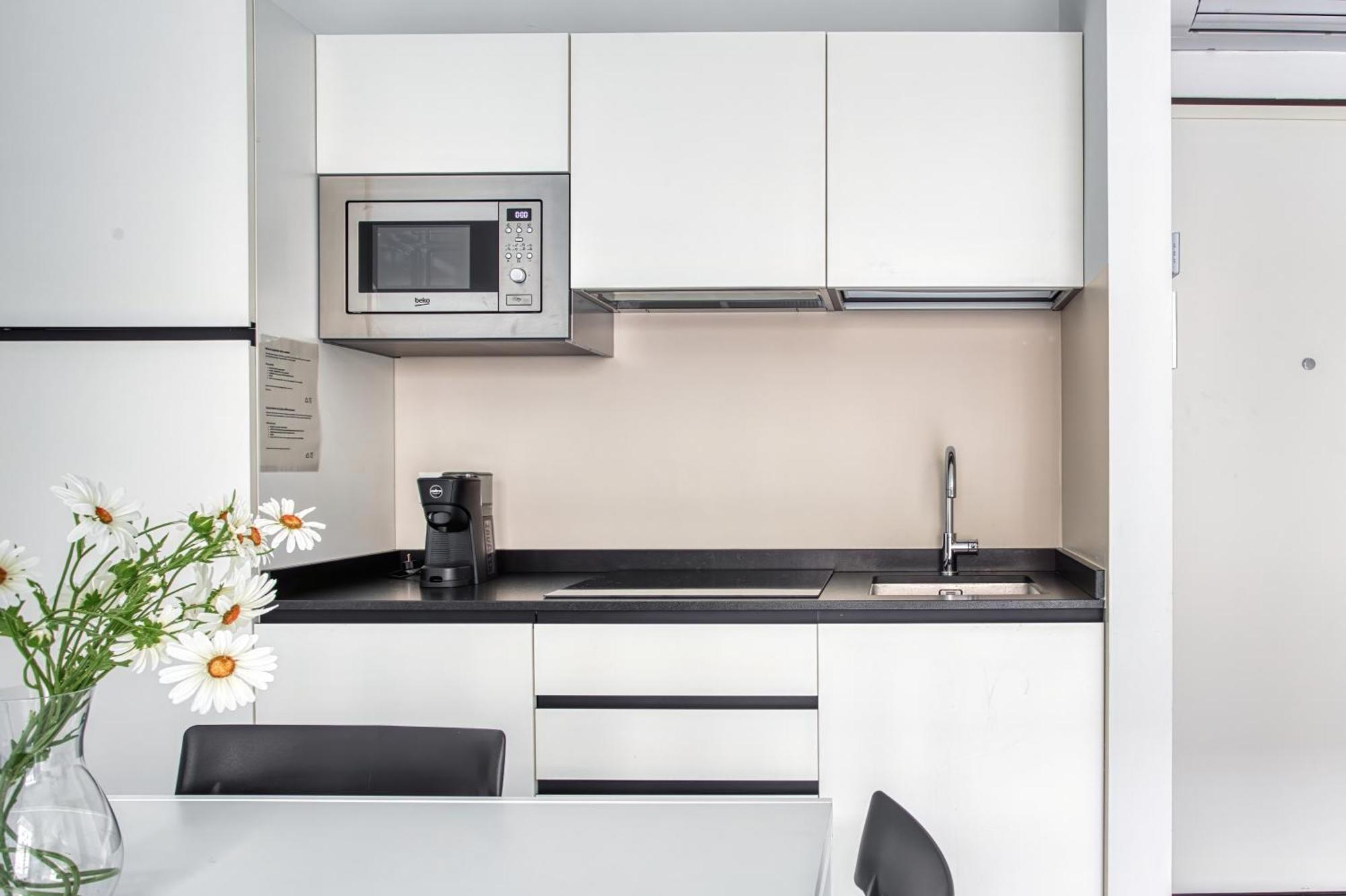 Sleek City Abode In Maciachini Milano Ngoại thất bức ảnh