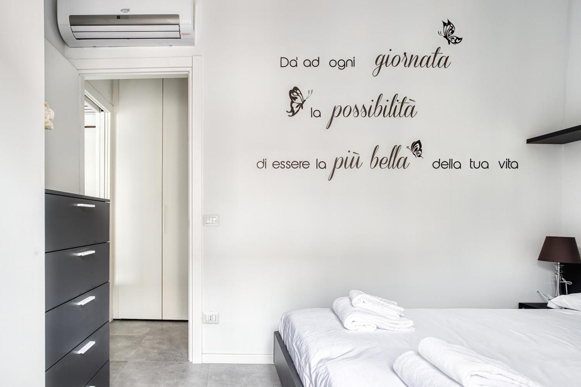 Sleek City Abode In Maciachini Milano Ngoại thất bức ảnh