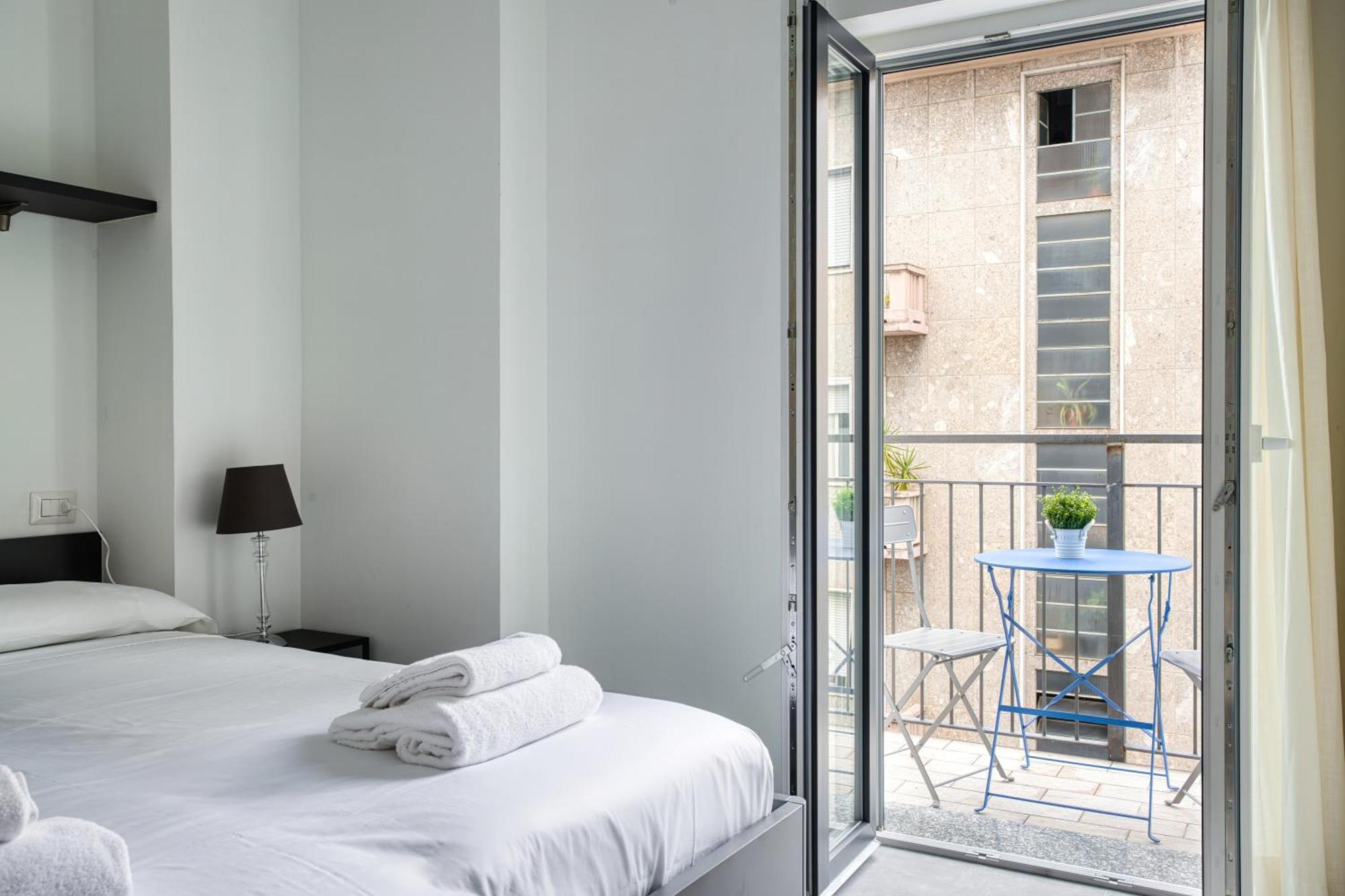 Sleek City Abode In Maciachini Milano Ngoại thất bức ảnh
